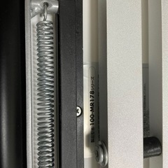 スタンディングデスク 卓上 薄型 白色 折りたたみ可能 スリムタイプ 高さ無段階調整可能 幅79.6cm 100-MR178W