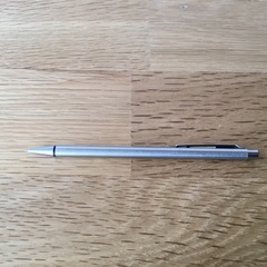 小さくてほっそいシャープペン