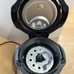 オートクッカー　Bistro 新品