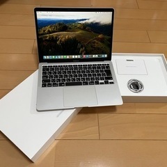 【美品】MacBookAir 13インチシルバー