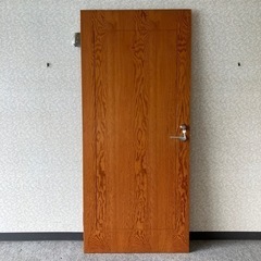 ⑥木製　室内用ドア　扉　鍵2ヶ付き