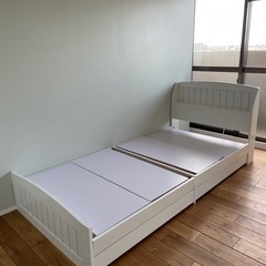 【取引中】木製ベッドフレーム　シングルベッド