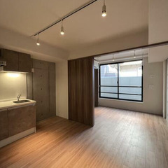 フリーレント2ヶ月🔥新宿暮らしの理想のお部屋😊💐               の画像