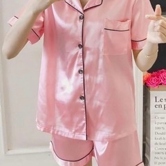 サテン ピンク パジャマ