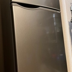 シャープ製　冷蔵庫