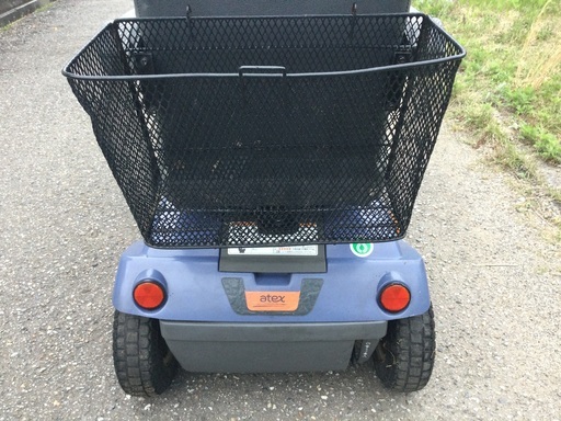 アテックス　セニアカー　BT400  ジャンクですが使えます　配送可能です アテックス セニアカー BT400 ジャンクですが使えます 配送可能です