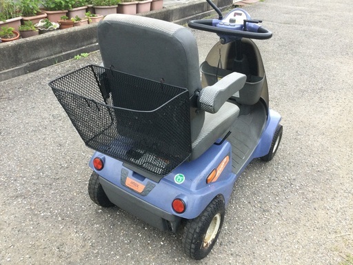 アテックス　セニアカー　BT400  ジャンクですが使えます　配送可能です アテックス セニアカー BT400 ジャンクですが使えます 配送可能です