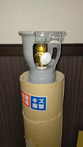 アルゴンボンベ 新瓶 1.5立米