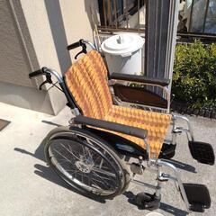 Kawamura車椅子です。大腿骨骨折治療に使用ました。治りまし...