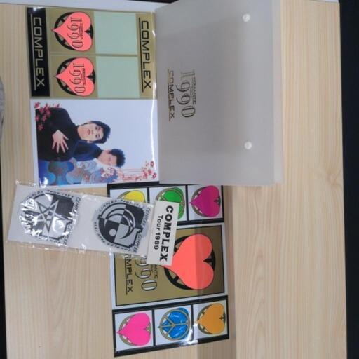 COMPLEXステッカー、バッジ