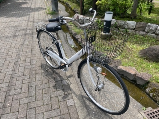 自転車（変速機・鍵付き、白色） 自転車（変速機・鍵付き、白色）