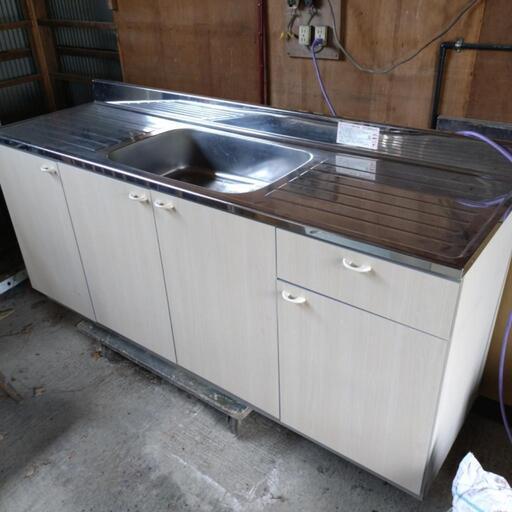 キッチンシンク　流し台　引き取り中