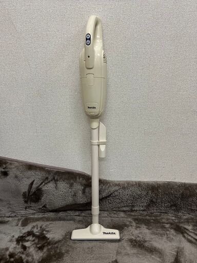 makita マキタ コードレスクリーナー CL105D