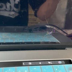 MacBook Pro A1990 液晶割れ修理