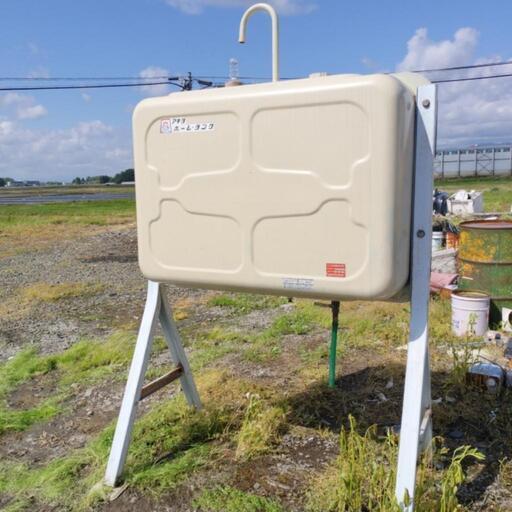 中身の綺麗な灯油タンク