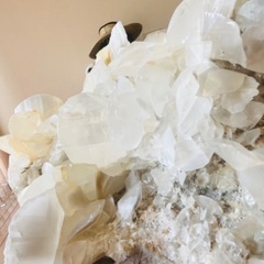 水晶クラスター台座あり（6.5キロ）