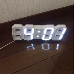 3D 立体時計　置き型　デジタル時計
