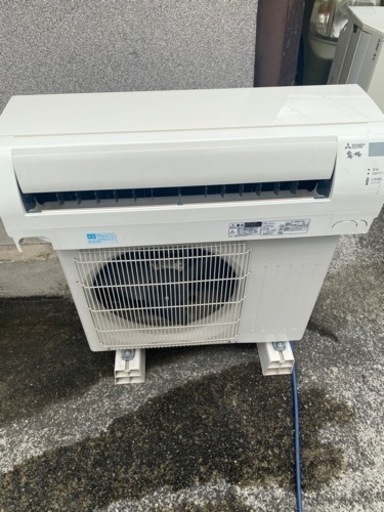 再出品　エアコン