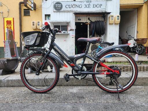 子ども用自転車　ブリヂストン　２０インチ　６変速  ライト　付き　黒　配達可能