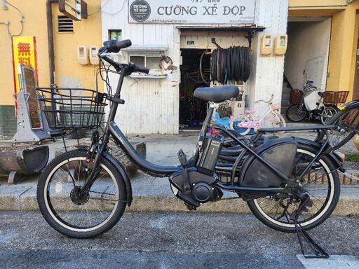 電動自転車　２０インチ　ヤマハ　バッテリー　8.7ah  充電器　付き　黒　3変速　配達可能
