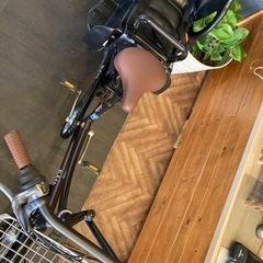 【前後タイヤ・チューブ新品！】 LEDオートライト　6段変速　20インチ子供乗せ自転車　ブラウン