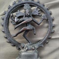 ヒンズー教　神様　金属製　多分、真鍮製　置物