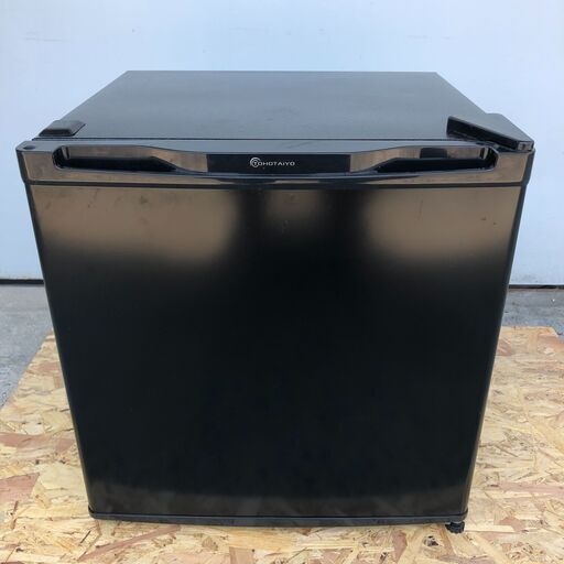 TOHOTAIYO　1ドア冷蔵庫 TH-46L1-BK　小型　冷蔵庫 46L 一人暮らし向け　左右開き対応　ブラック　2022年製　②