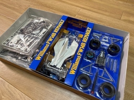 k1008607 未検品 PS4ソフト まとめ売り9本 モンハン ドラクエ フェイト