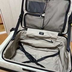 LOJEL (ロジェール)キャリーケースcubo medium(Off-White)￥36.000→