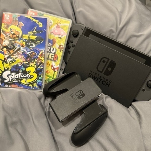 Nintendo Switch ブラック　ソフト２つ付き