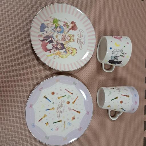 【未使用セット品】セーラームーン　3COINS　プレート\u0026マグカップ