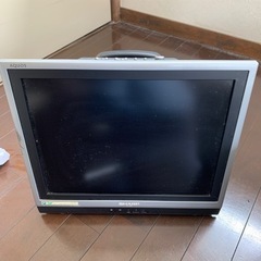 液晶テレビ　15V型　AQUOS