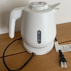 【4ヶ月使用】キッチン家電 電気ポット ケトル 象印