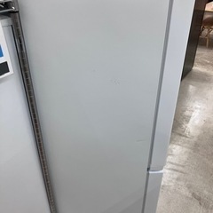 9/12 お値下げいたしました！🐧2023年式🐧YAMADA🐧ヤマダ🐧176L冷蔵庫🐧YRZ-F17J🐧2134🐧ホワイト🐧