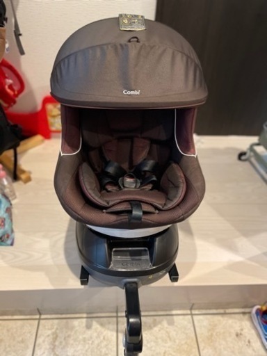 コンビ　チャイルドシート　ISOFIX