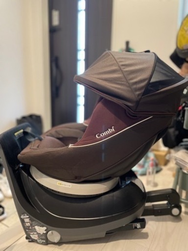 コンビ　チャイルドシート　ISOFIX