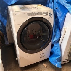 ドラム式洗濯機 SHARP 容量7kg 美品 大人気 単身用マンション可