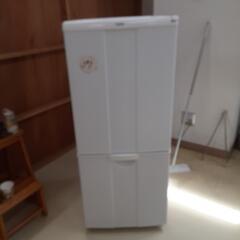 ハイアール 冷蔵庫：高さ約116センチ