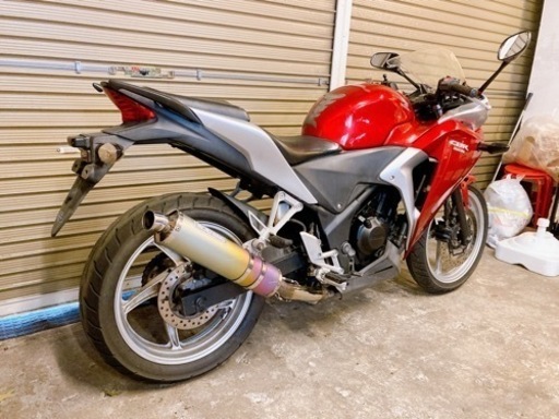 ホンダ CBR250R 配送可能 支払いは現金or振り込みも可能 赤