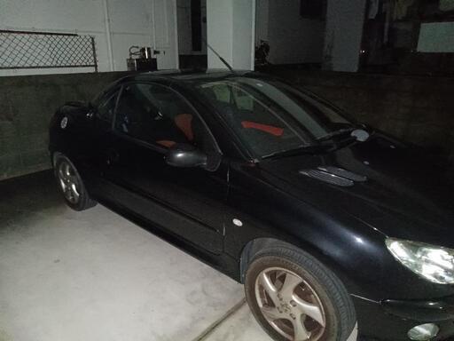 2　　中古車プジョー