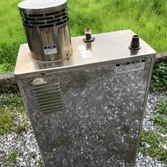 長府製作所 2012年式 ボイラー 標準工事込み 1台限り