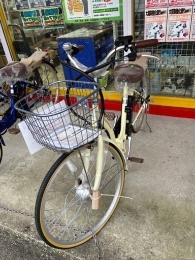 新品・未使用品アイボリー26インチ電動自転車　787
