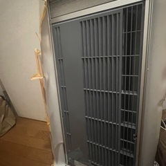 家窓用エアコン