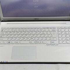 ?富士通?LifeBook?AH45/T?超美品白?SSD?WIN11