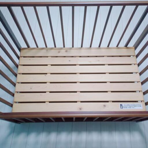 美品  日本製 すのこベビーベッド 重厚感があり  お昼寝 こども ベビー 帰省 baby 取り扱い説明書あり。簡単な清掃済