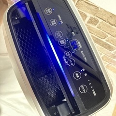 アイリスオーヤマ 衣類乾燥除湿機　KIJC-H140 清掃済み　消毒済み　部屋干し　梅雨対策　カビ防止　押入れ乾燥