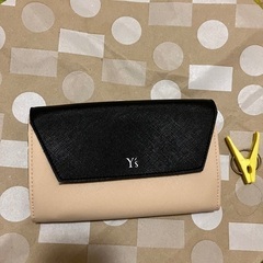 Y’s   大きめ財布