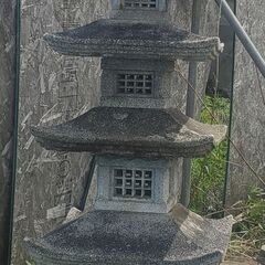 灯籠 五重の塔 石材 庭石
