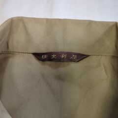 伊太利屋イタリヤ婦人服　バック刺繍　シャツ7A2サイズ表記