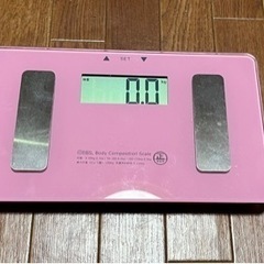 【美品】オーム電機 ミニ体重体組成計 ピンク HB-K120-P...